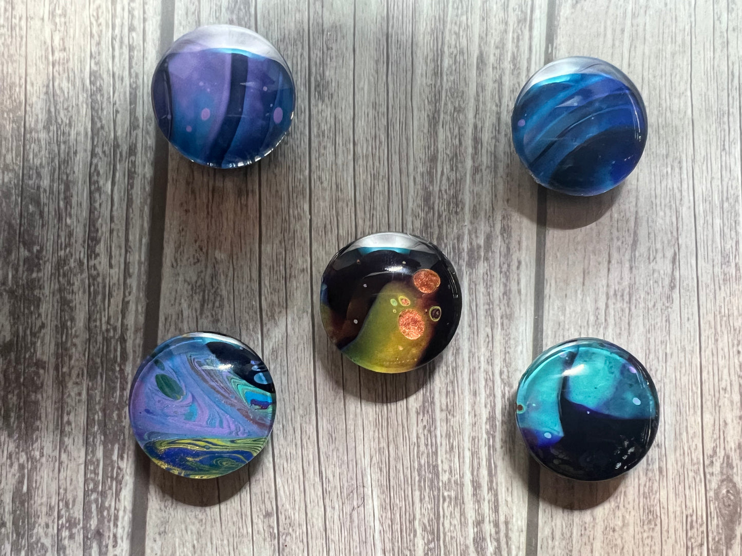 Handmade 18mm Glass Cabochon Magnets Set of 5 Acrylic Pour Art Skins Unique Fridge Decor Locket Accessories Office Magnets Gift Set