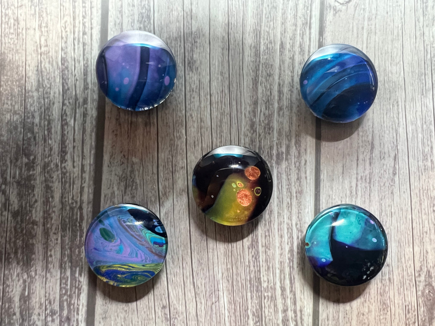 Handmade 18mm Glass Cabochon Magnets Set of 5 Acrylic Pour Art Skins Unique Fridge Decor Locket Accessories Office Magnets Gift Set